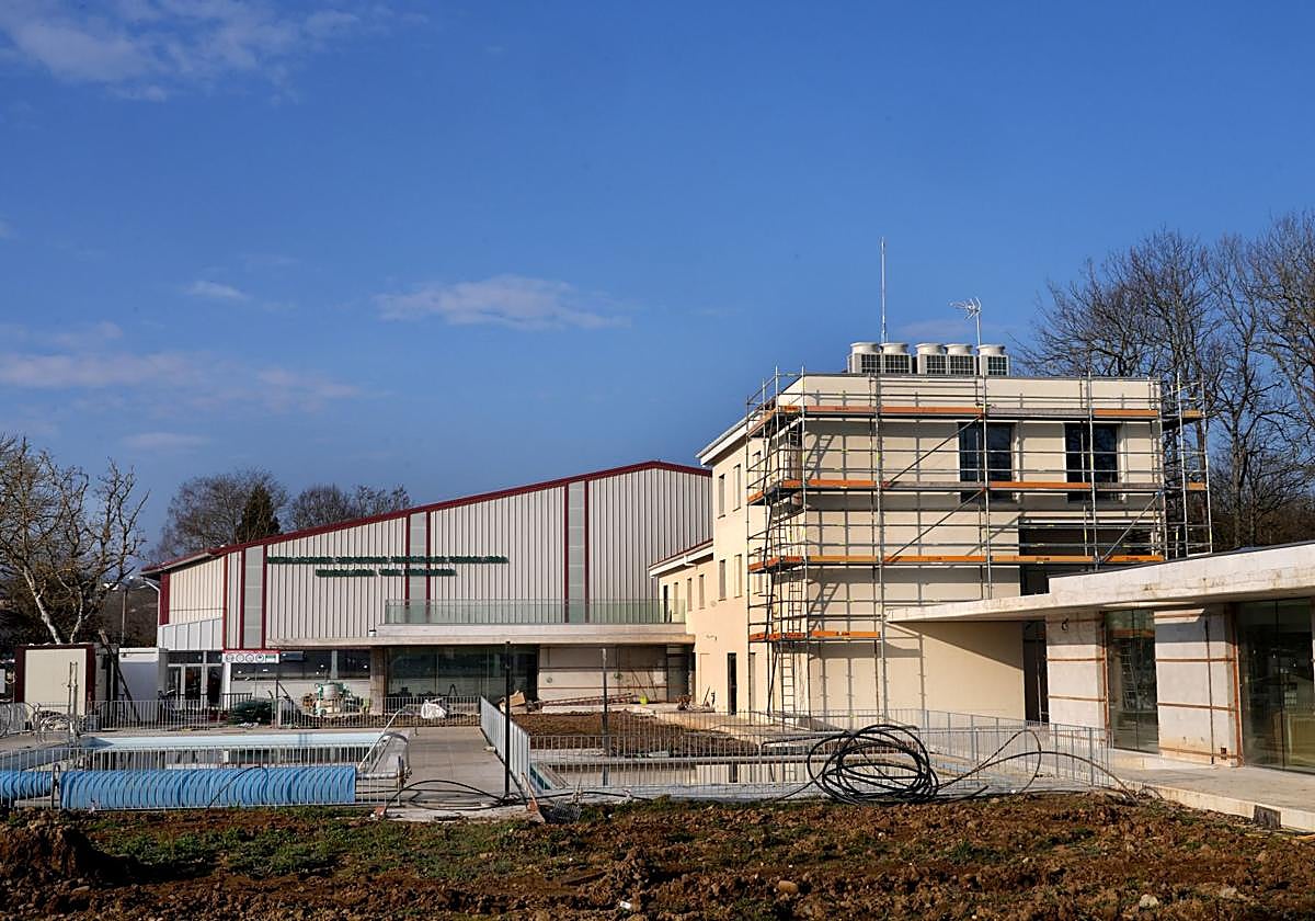 Vista del estado de las obras en el complejo de Bengolarra, en Gopegi.