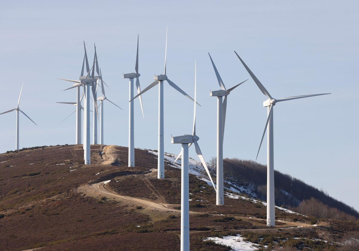 Un grupo aragonés proyecta otro parque eólico con sólo dos aerogeneradores entre Vitoria y Elburgo