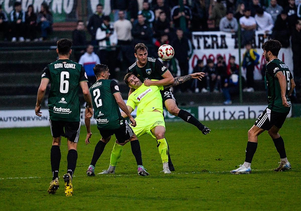 El Sestao River se lleva el derbi del miedo