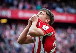 La charla de Valverde con Jauregizar en el campo tras el error que costó el gol rival