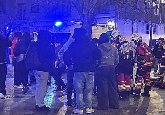 Minutos posteriores a la agresión producida ayer en Bilbao.