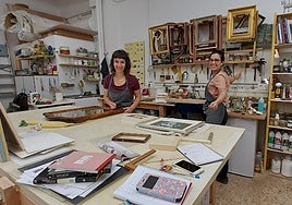 La francesa Laetitia Millois y la italiana Leire Celani son dos ejemplos de extranjeros asentados en Gernika.