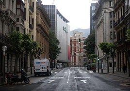 Vista de la calle Mazarredo de Bilbao.