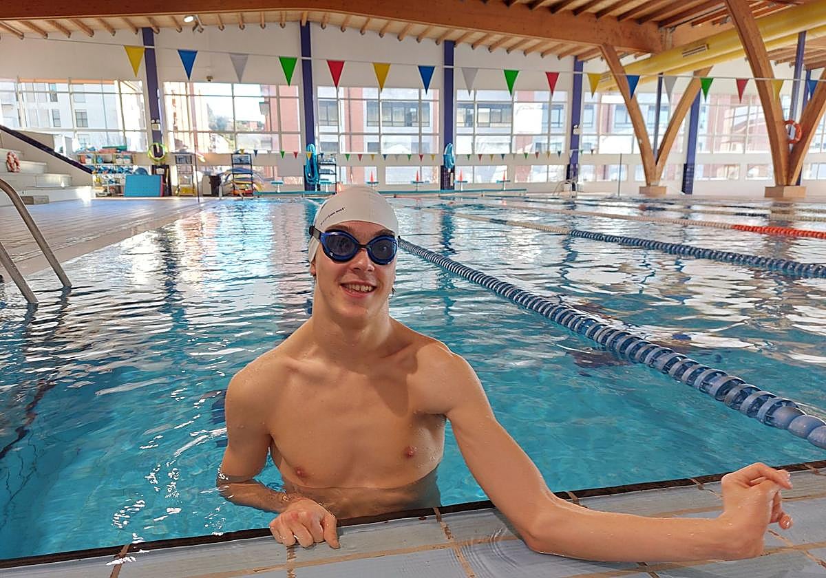 Erdozain pertenece al club Erandio Baitan.