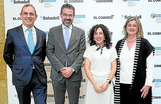 Jaime Fernández, Carlos García Buendía, Nora Abete y Teresa Laespada.