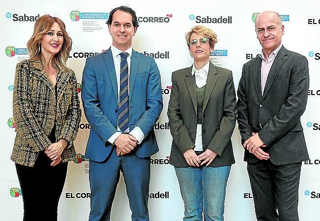 Leire Blasco, Alain Sánchez, Mónica Zuazaga y Juan Alberto Viejo.