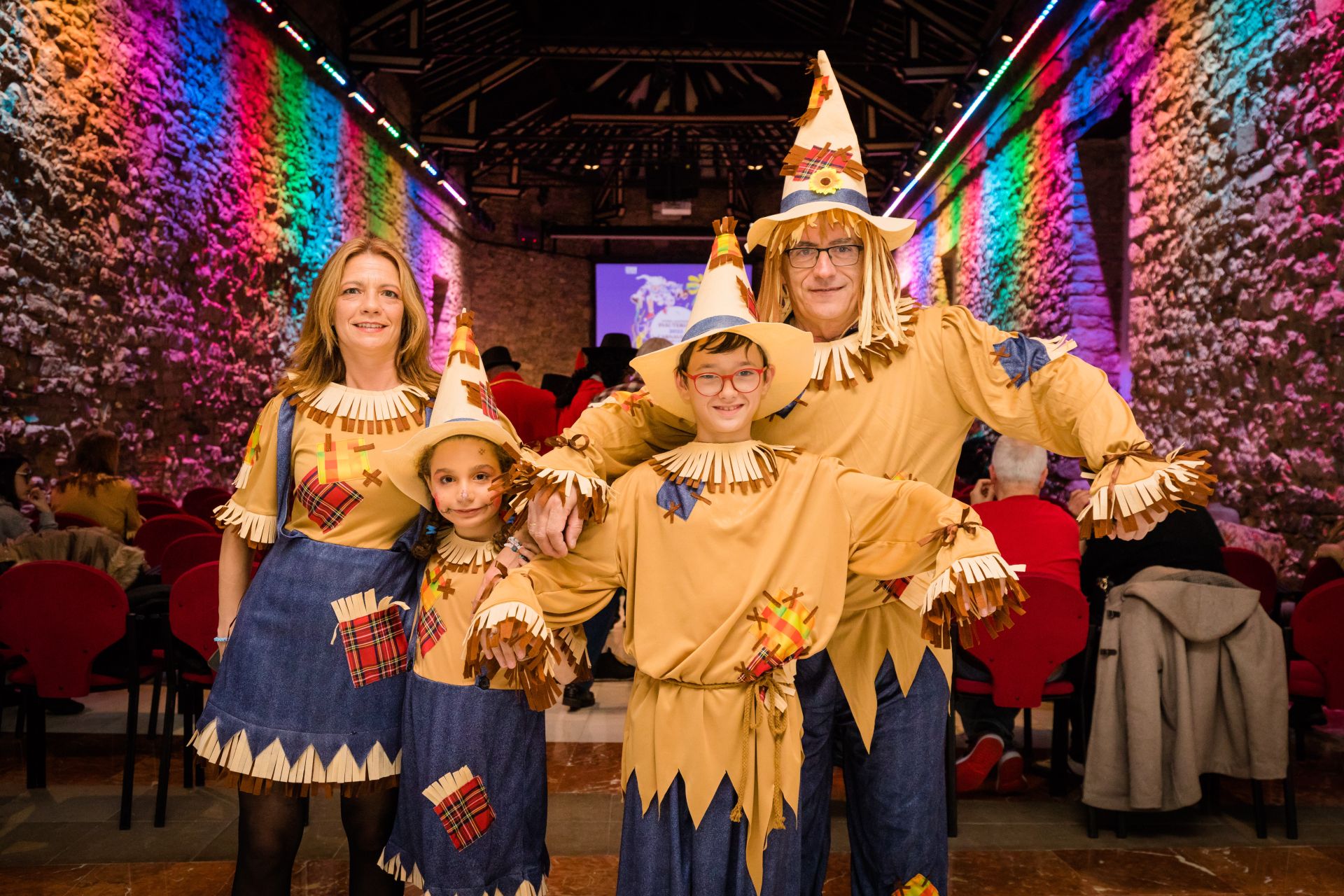 Presentación de las comparsas del Carnaval 2025 en Vitoria