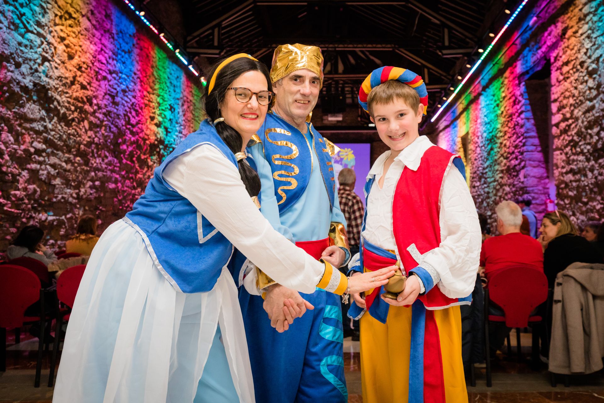 Presentación de las comparsas del Carnaval 2025 en Vitoria