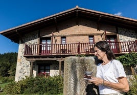 Imagen de una casa rural de Orozko.