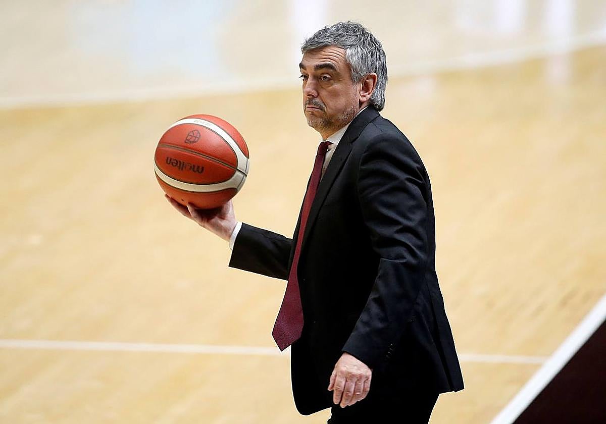 Mario López, durante la Copa de la Reina de baloncesto de 2021.