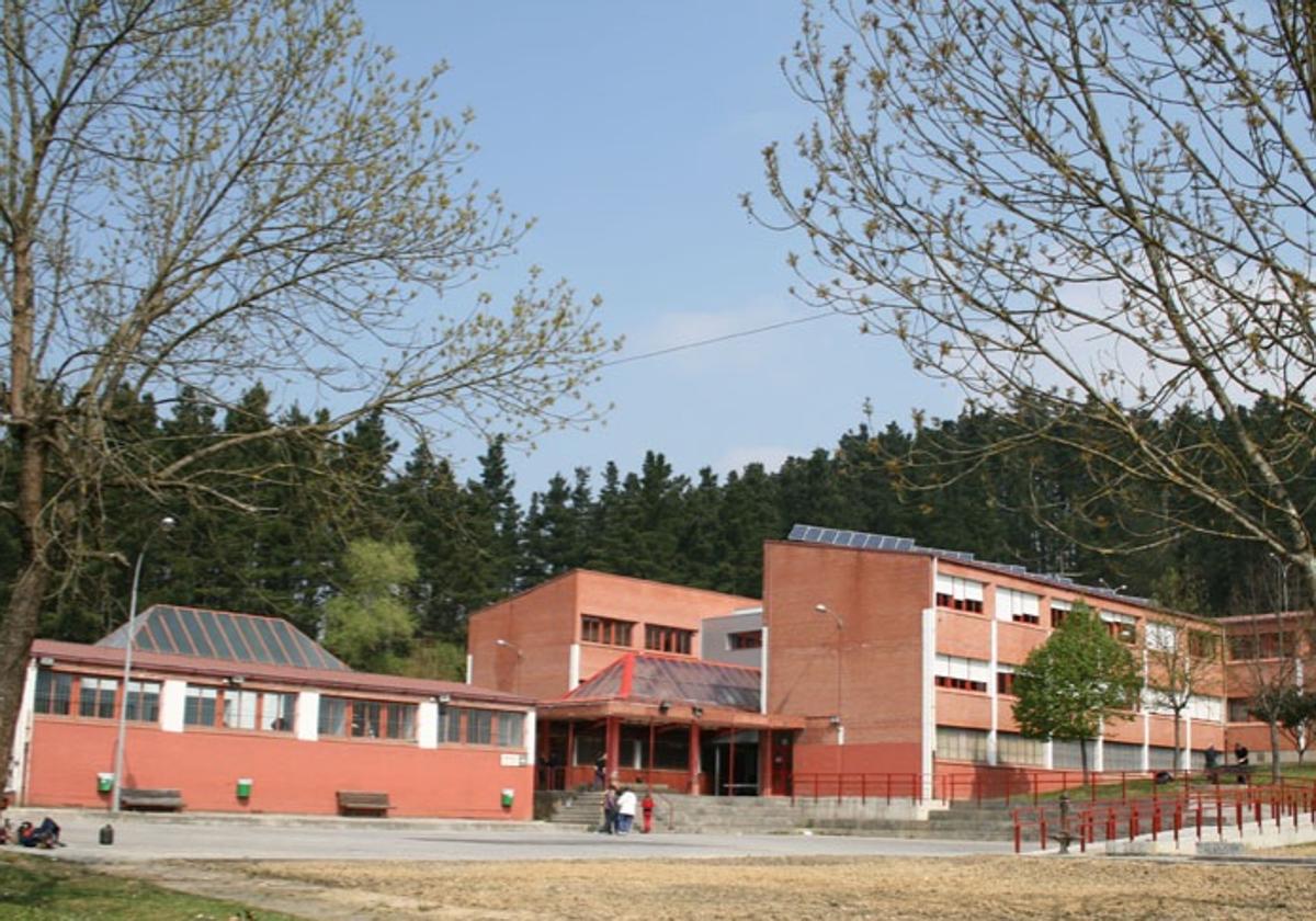 Amorebieta avanza en el proyecto de construcción de un nuevo instituto en Urritxe