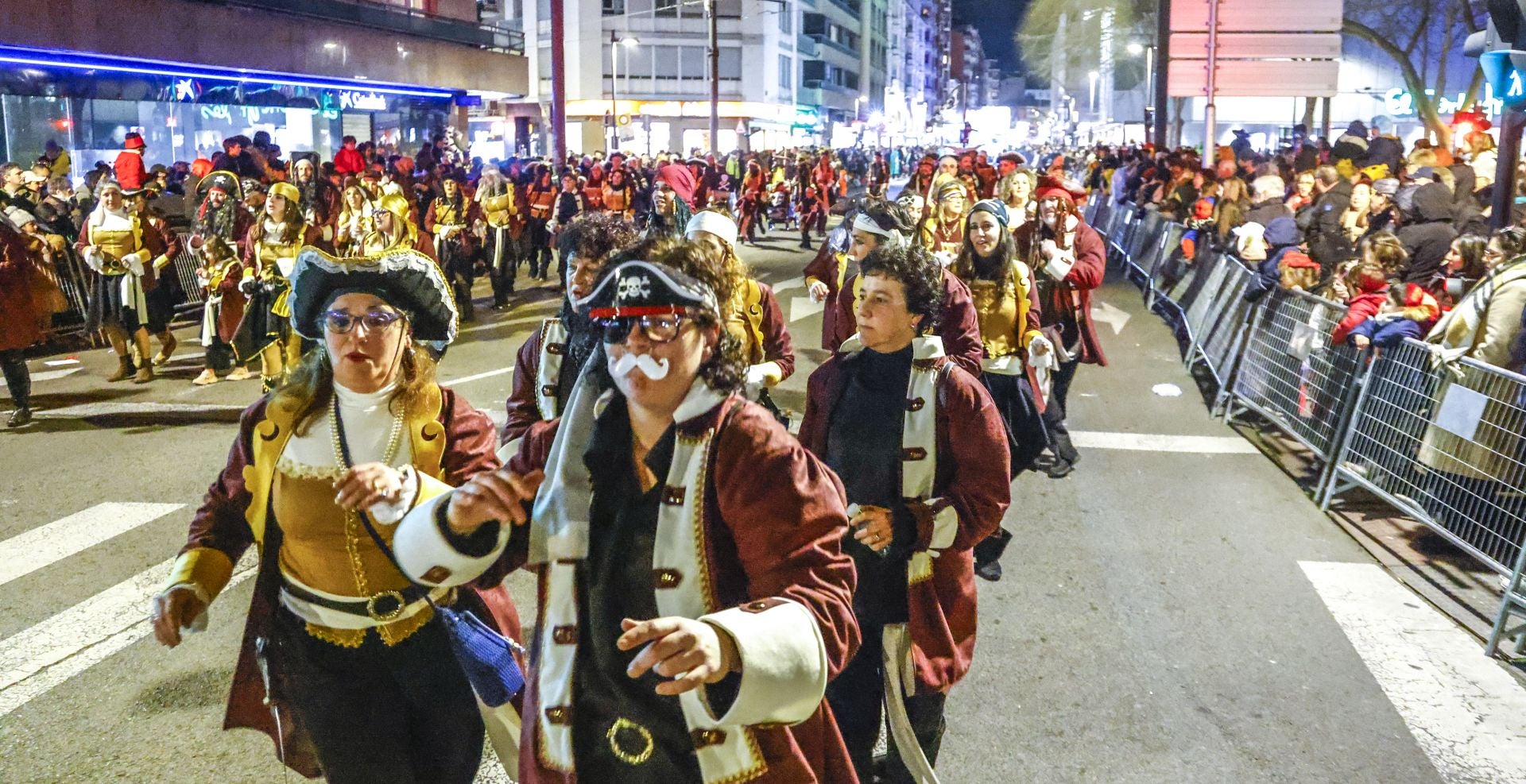 Las imágenes del desfile del Carnaval de Vitoria