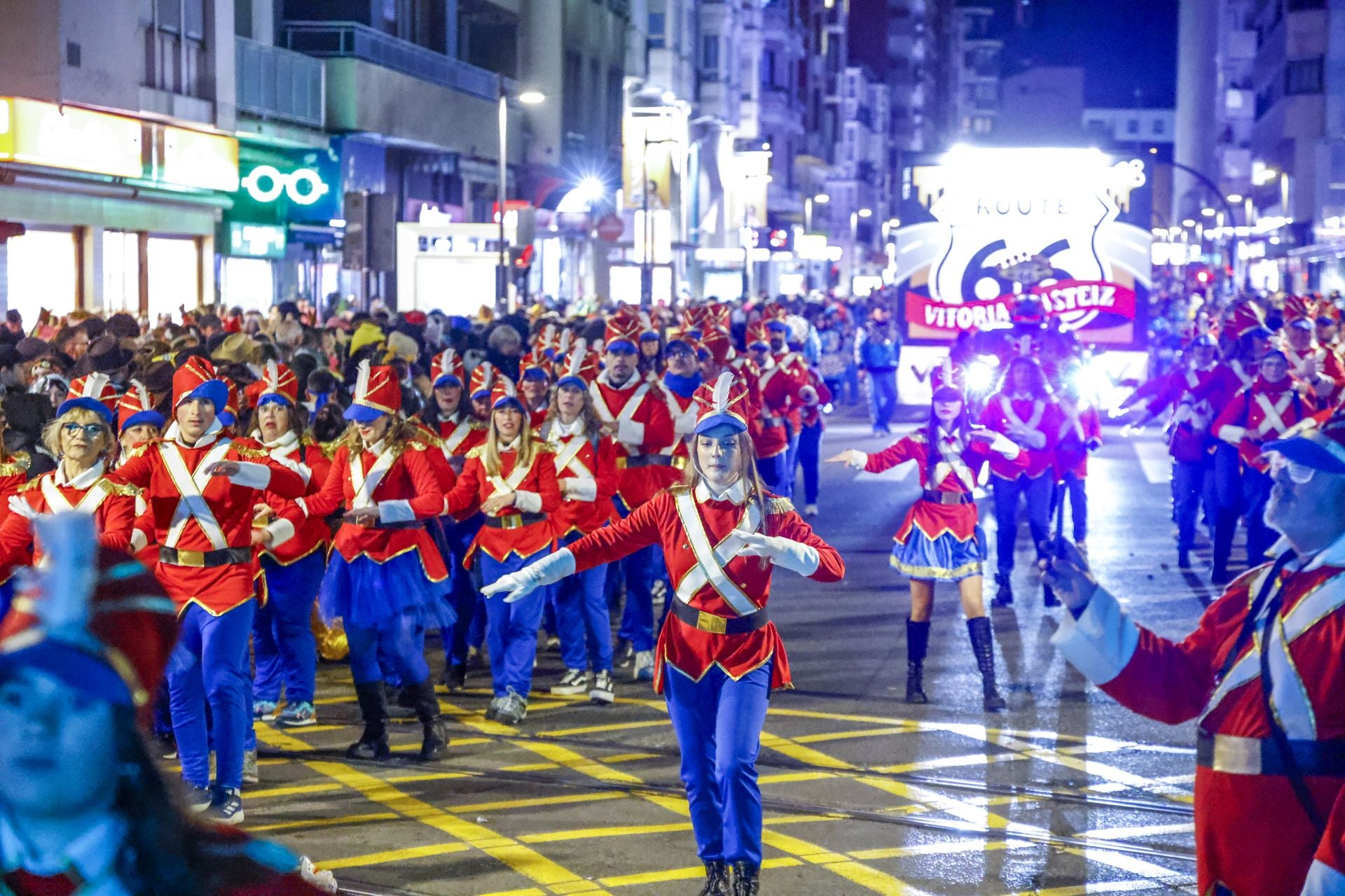 Las imágenes del desfile del Carnaval de Vitoria
