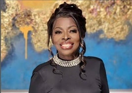 Muere la cantante Angie Stone en un accidente de tráfico