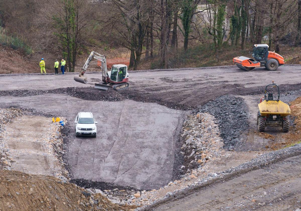 Las obras ya han comenzado en las afueras de Amorebieta.