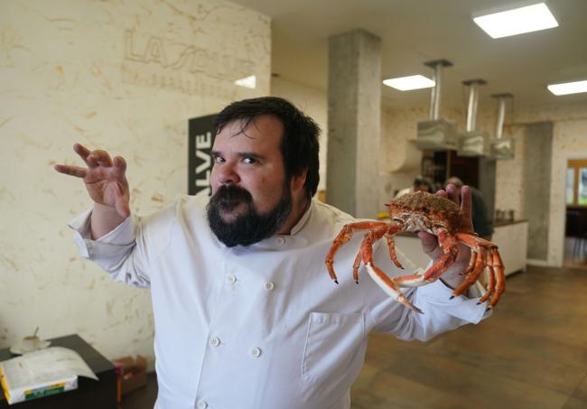 El cocinero Aingeru Etxebarria, dueño del Txoko Didáctico.