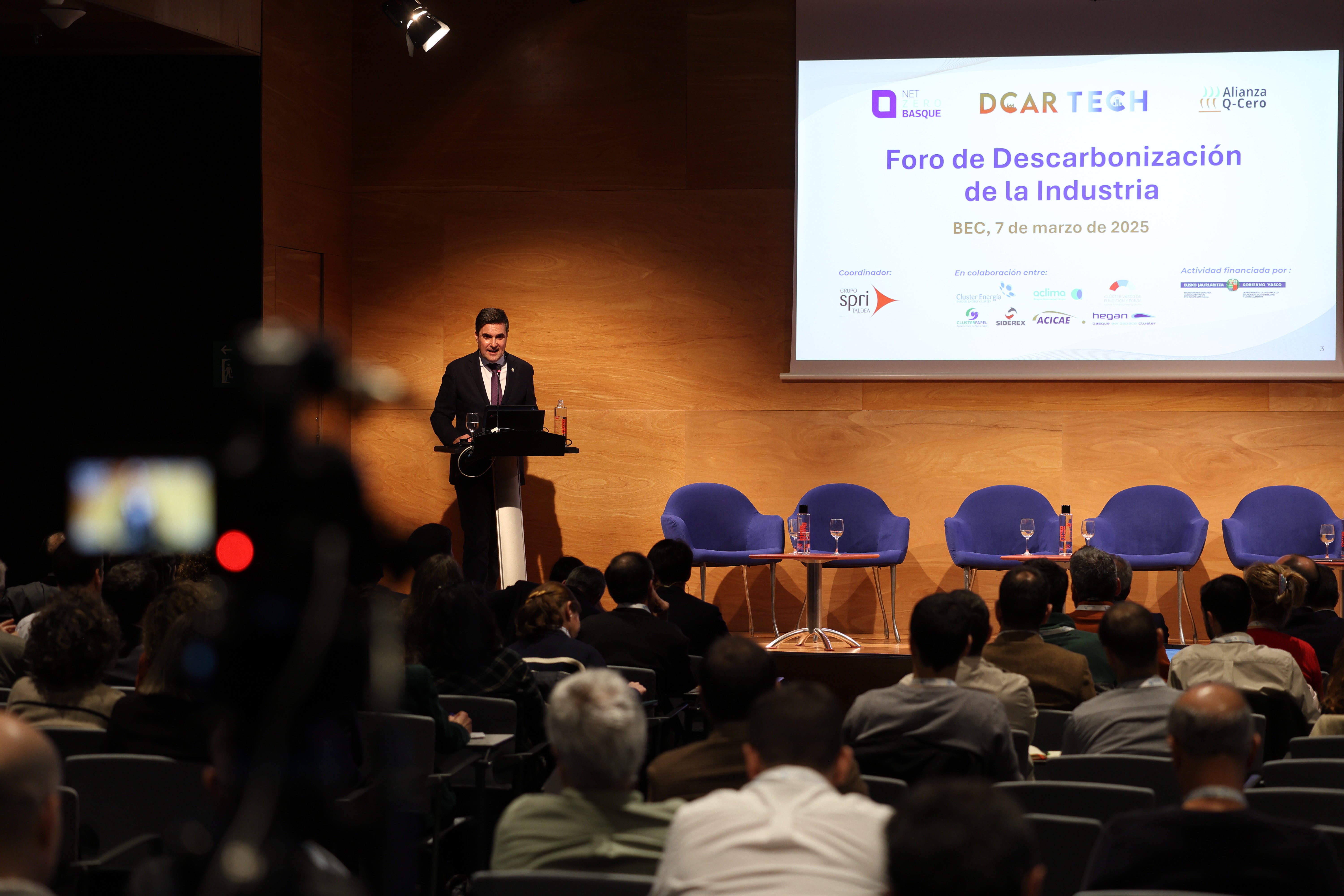 Euskadi busca en la descarbonización el elemento diferenciador de sus empresas