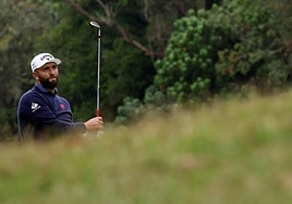 Hay 28 jugadores por delante del León de Barrika, empatado con otros ocho golfistas.
