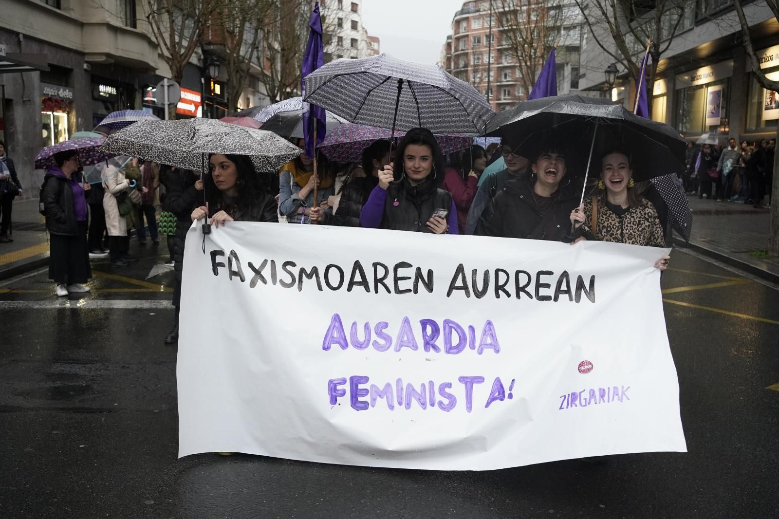 La manifestación del 8M en imágenes
