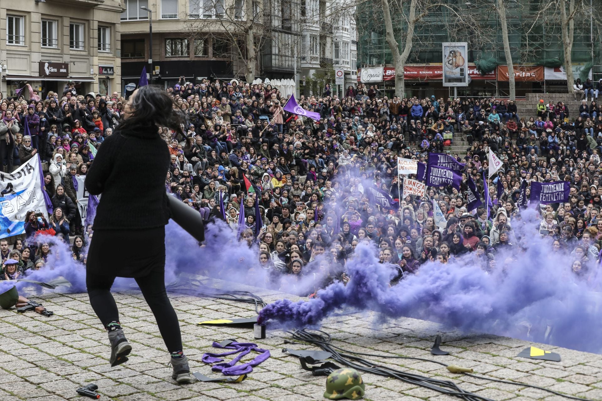 Las mejores fotos de los actos del 8M en Vitoria