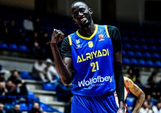 Ilimane Diop, con la elástica del Al Riyadi libanés.