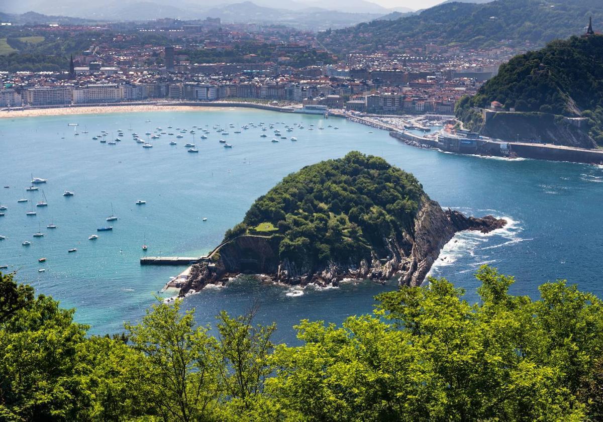 San Sebastián y Vitoria, restricciones a todas horas