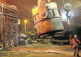 Horno eléctrico en una planta de ArcelorMittal.