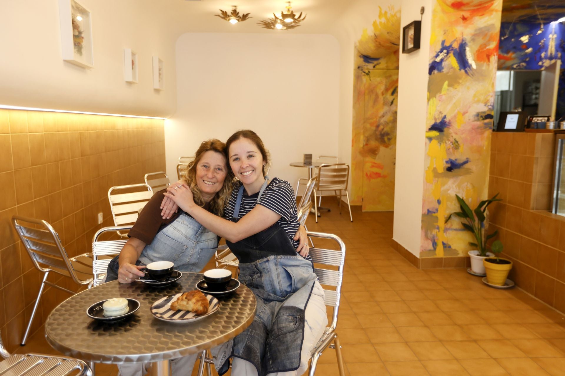De Argentina al centro de Bilbao: una madre y su hija abren una pastelería artesanal con lo mejor de ambos mundos
