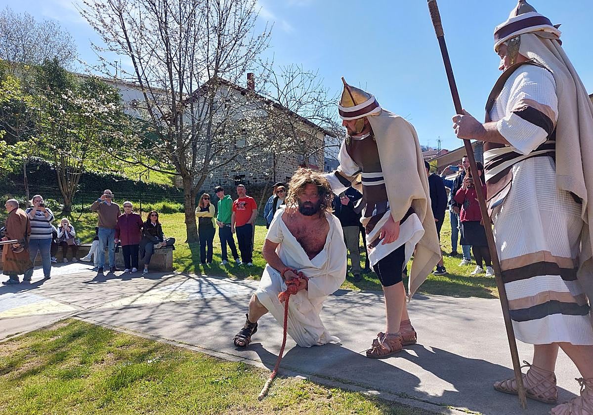 Vista de una edición anterior de la Pasión Viviente de Artkoxa.