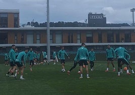 El divertido pique entre Nico Williams y Maroan por culpa del rondo