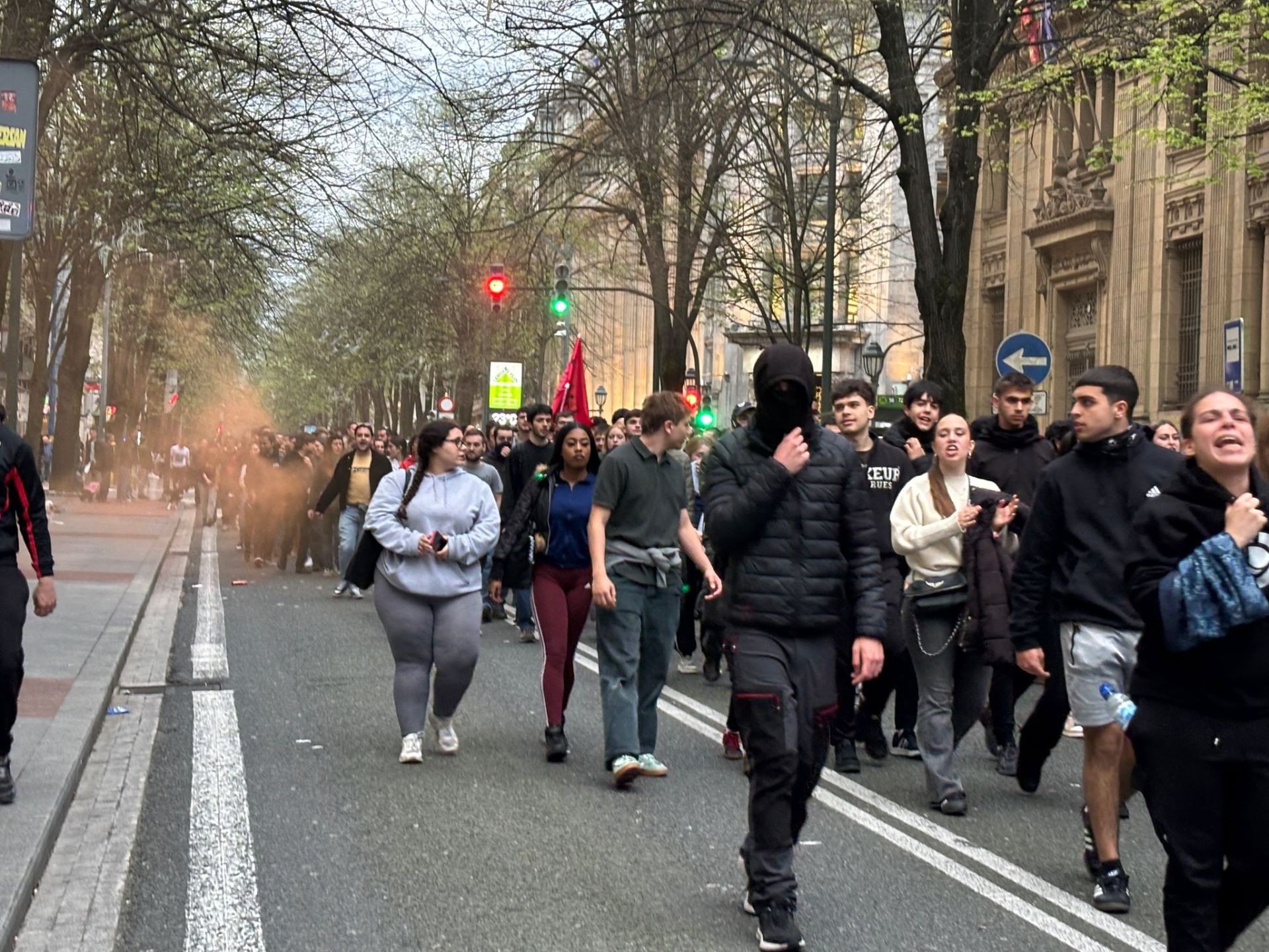 La manifestación contra el desalojo del gaztetxe de Rekalde, en imágenes