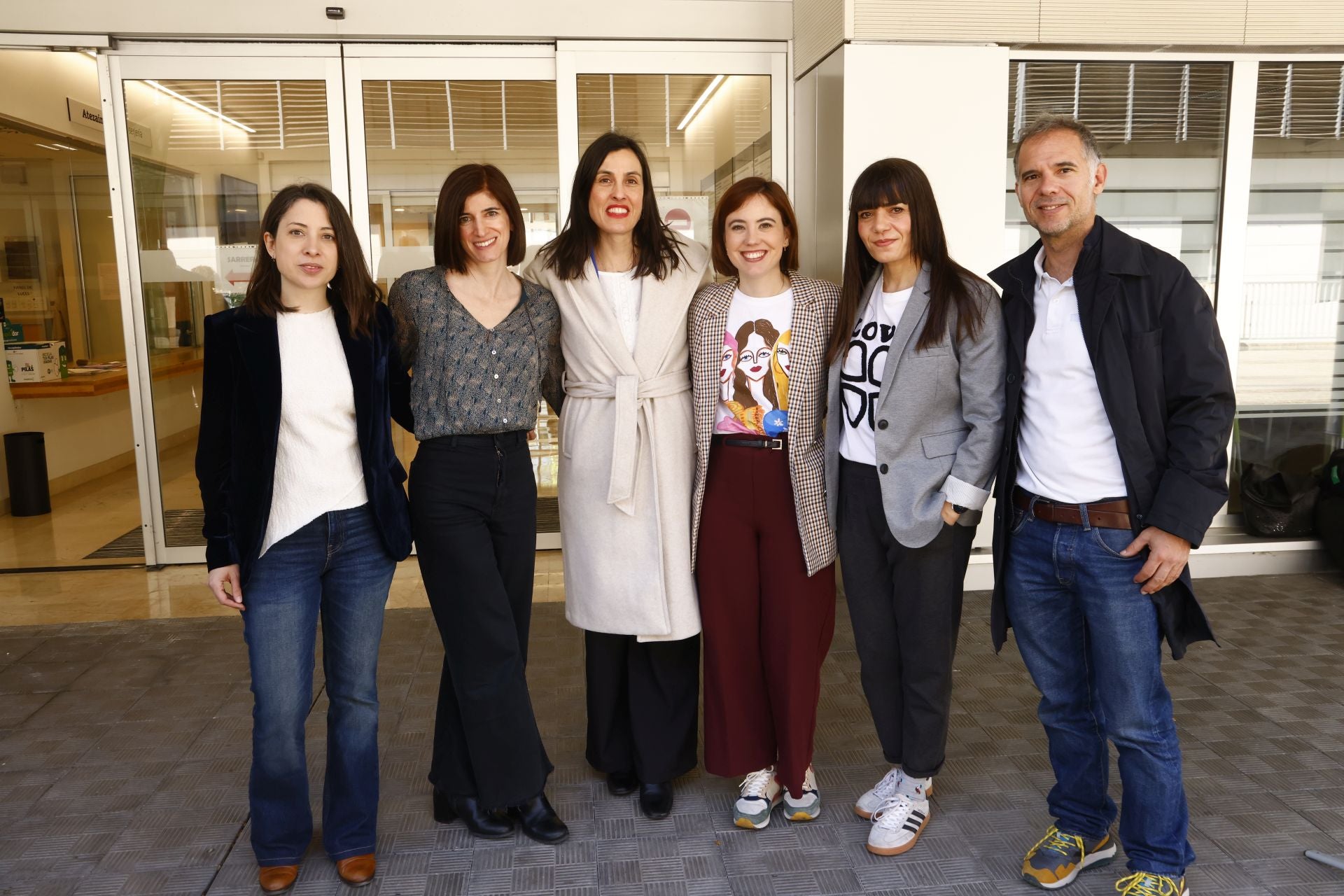 María Cabrero, Estíbaliz López de Abetxuko, Raquel Cobos, Saray Fanega, Silvia Villullas e Ignacio Garitano.
