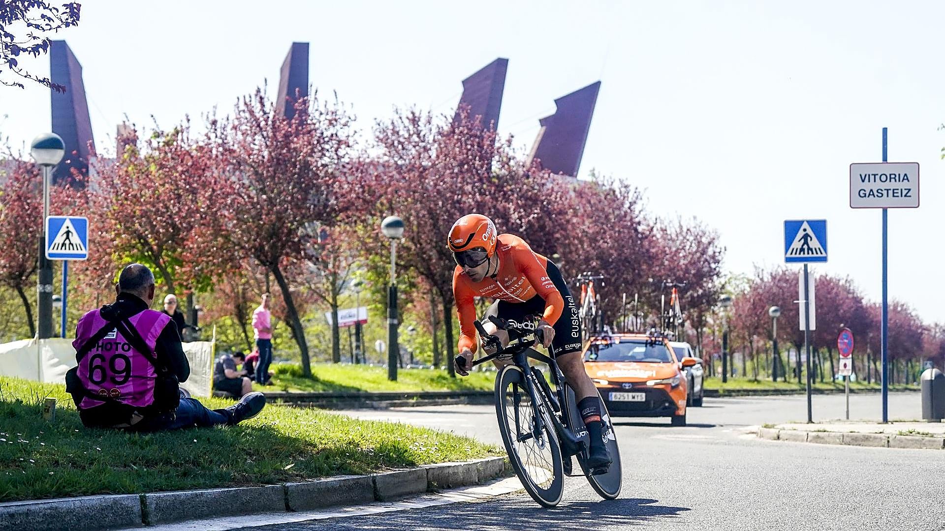 Euskaltel at Sprint: New Opportunities