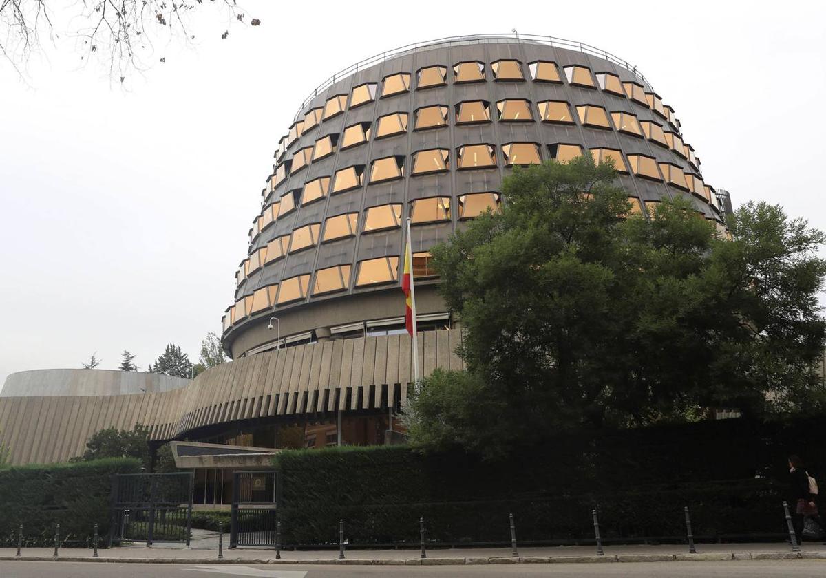 Euskadi activa el recurso ante el TC para salvar el traspaso de los títulos extranjeros
