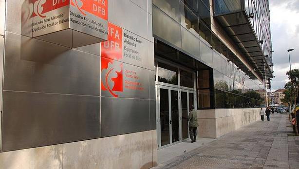 23 declaraciones por minuto en el arranque de la campaña de la Renta