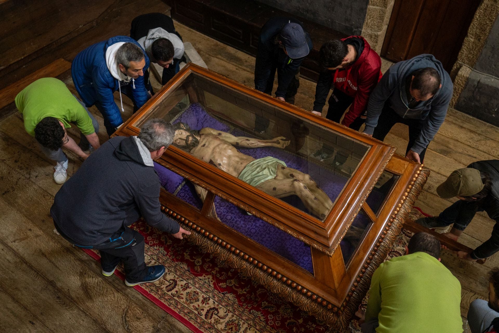 Del Cristo descendido a los Judas en llamas