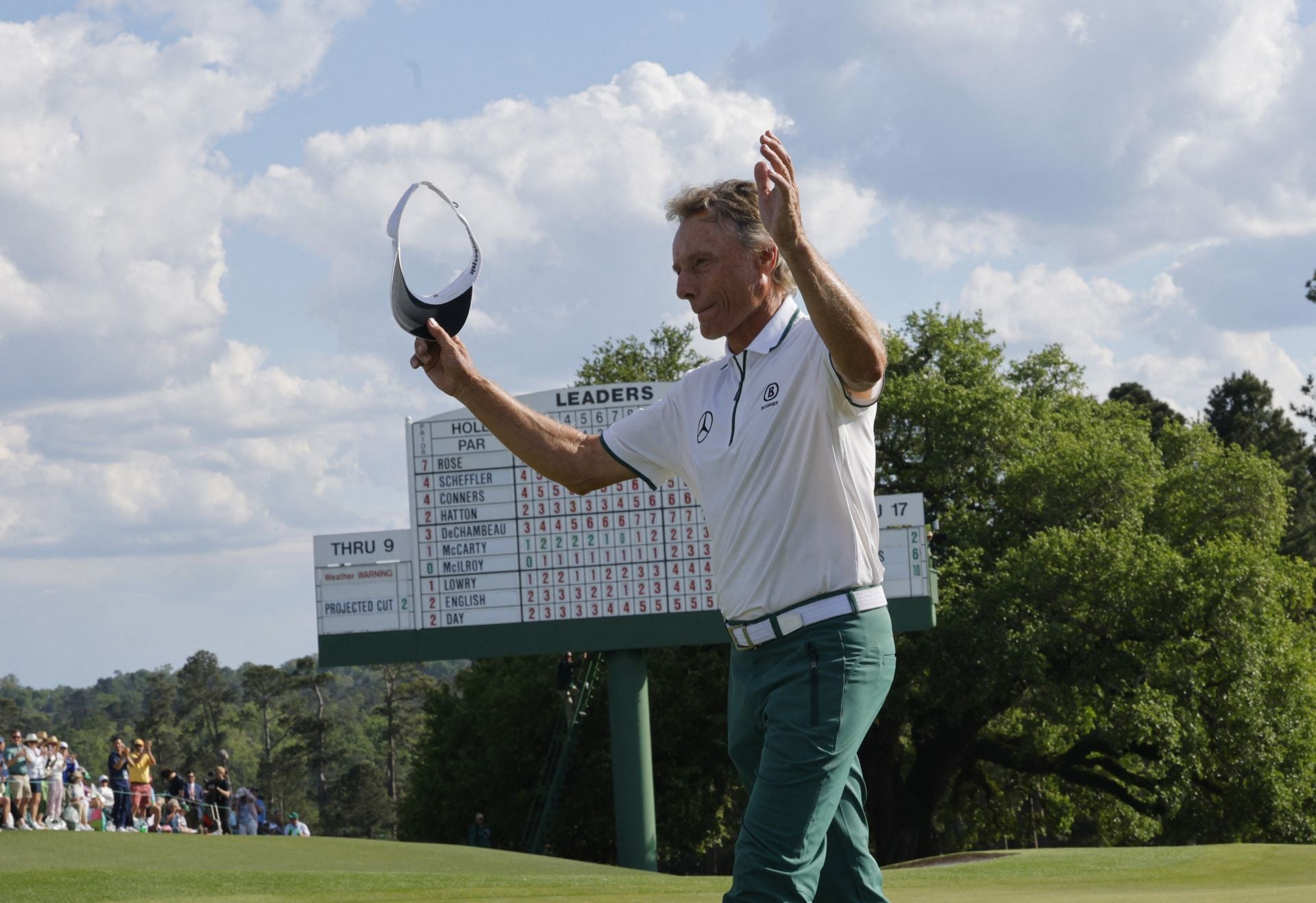 Langer se despide de un entregado público, este viernes en Augusta.