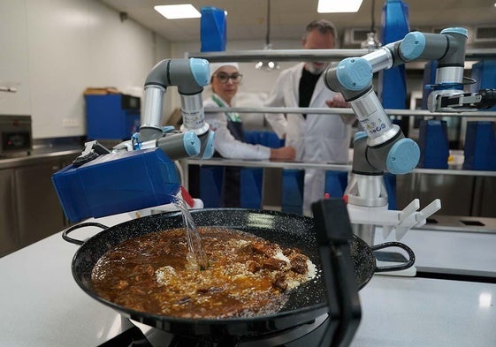 La paella mecánica