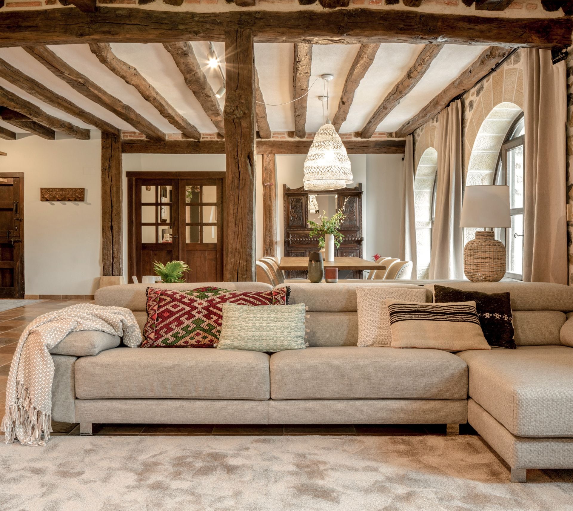 El caserío de una familia en Orozko convertido en un refugio &#039;boho chic&#039; con vistas al Gorbea