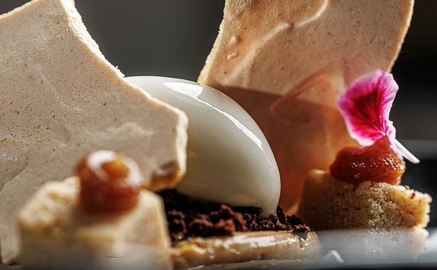 Oveja, nueces, membrillo, sidra.