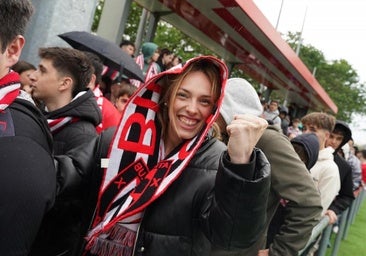 «Oihan, Oihan, Oihan...»: así lleva en volandas la hinchada a los jugadores del Athletic