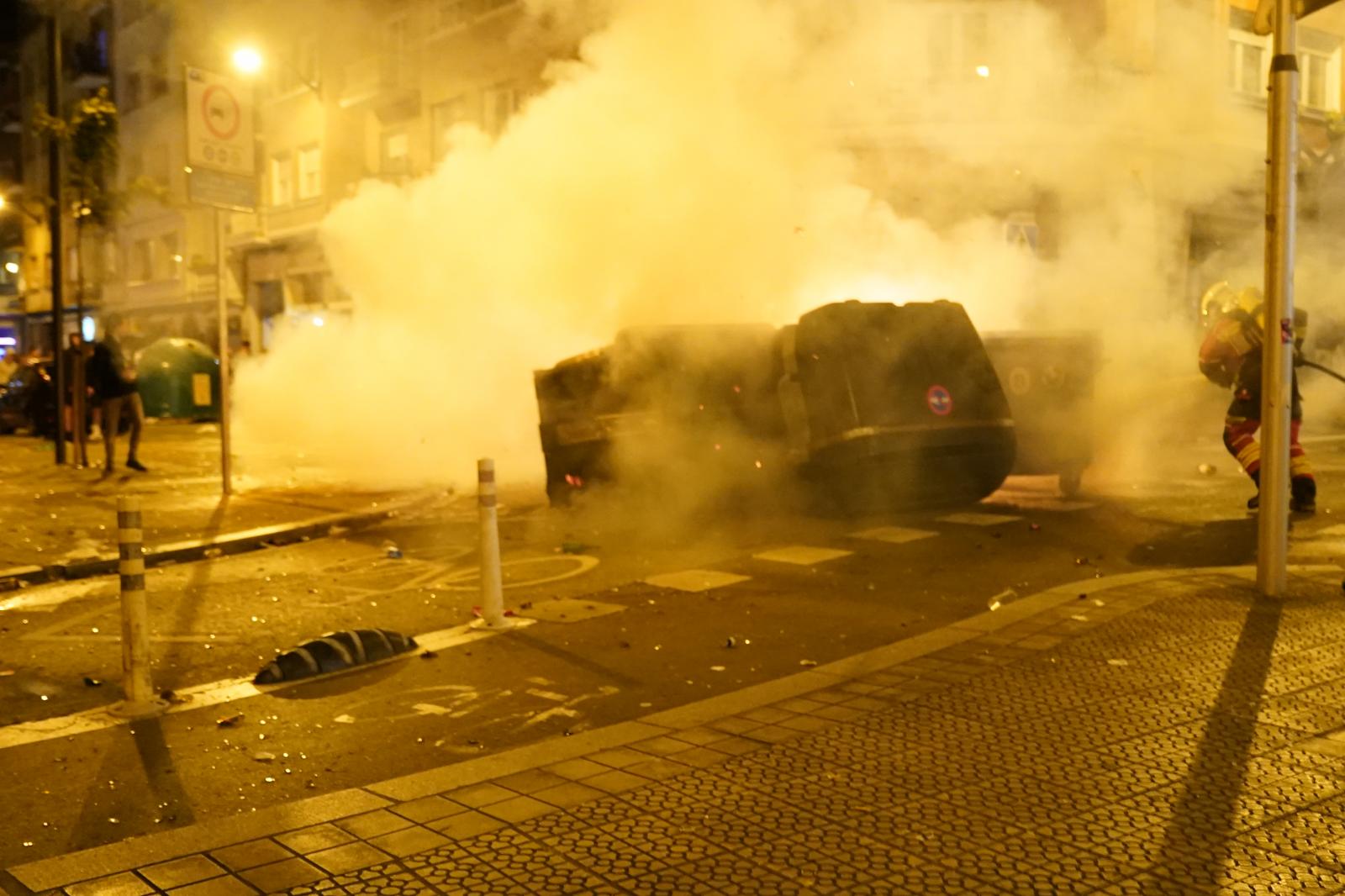 Athletic-Rangers: Las imágenes de los incidentes en la explanada de San Mamés