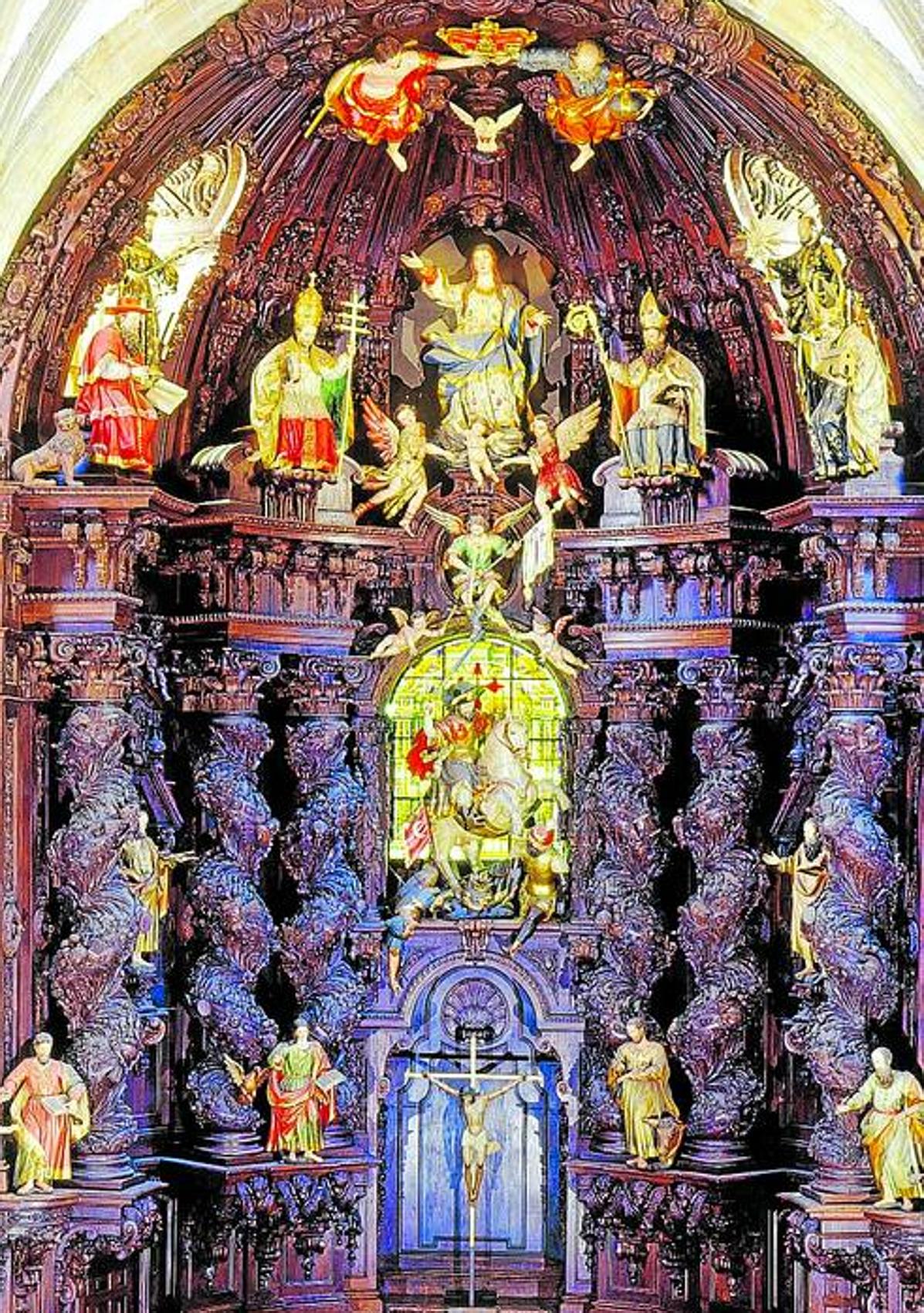 Se cumplen 30 años de la restauración del retablo de la iglesia Santiago Apóstol
