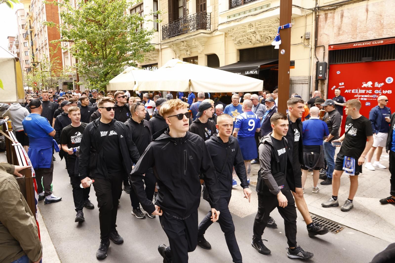 Así vivieron las aficiones del Athletic y el Rangers las horas previas al partido de San Mamés