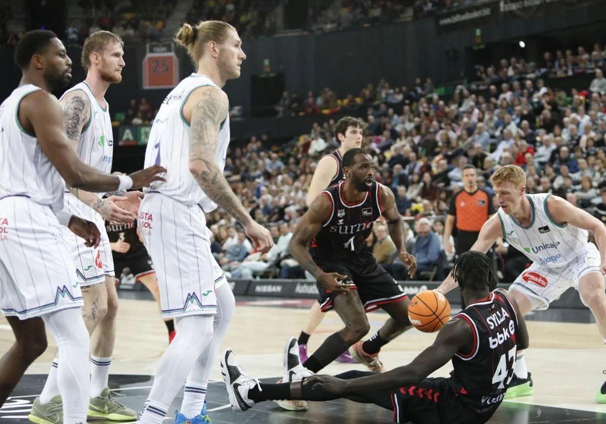 El Bilbao Basket viaja a Málaga con la mente en Grecia