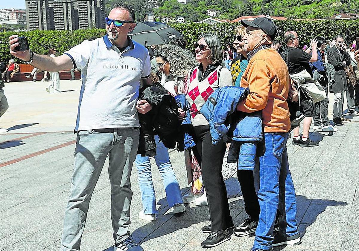 Bilbao acoge más turistas que nunca en Semana Santa