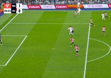 El audio del VAR en el gol anulado a Vinicius que mantuvo las esperanzas rojiblancas: «La 'high behind' no enfoca, te pongo la 'sky'»