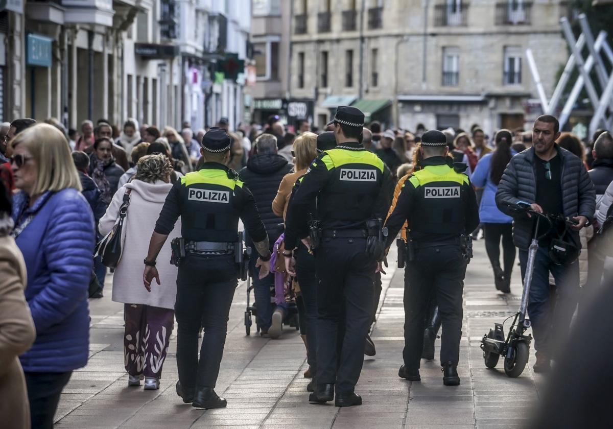 Psiquiatras valorarán a los agentes locales a los que se quite el arma por trastorno de conducta