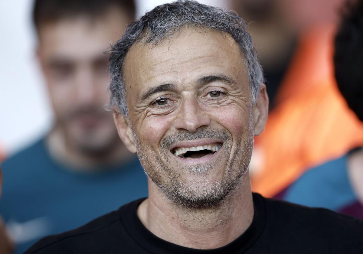 Un conocido entrenador ve a Luis Enrique como una opción para el banquillo del Athletic: «Le llamaría la atención»