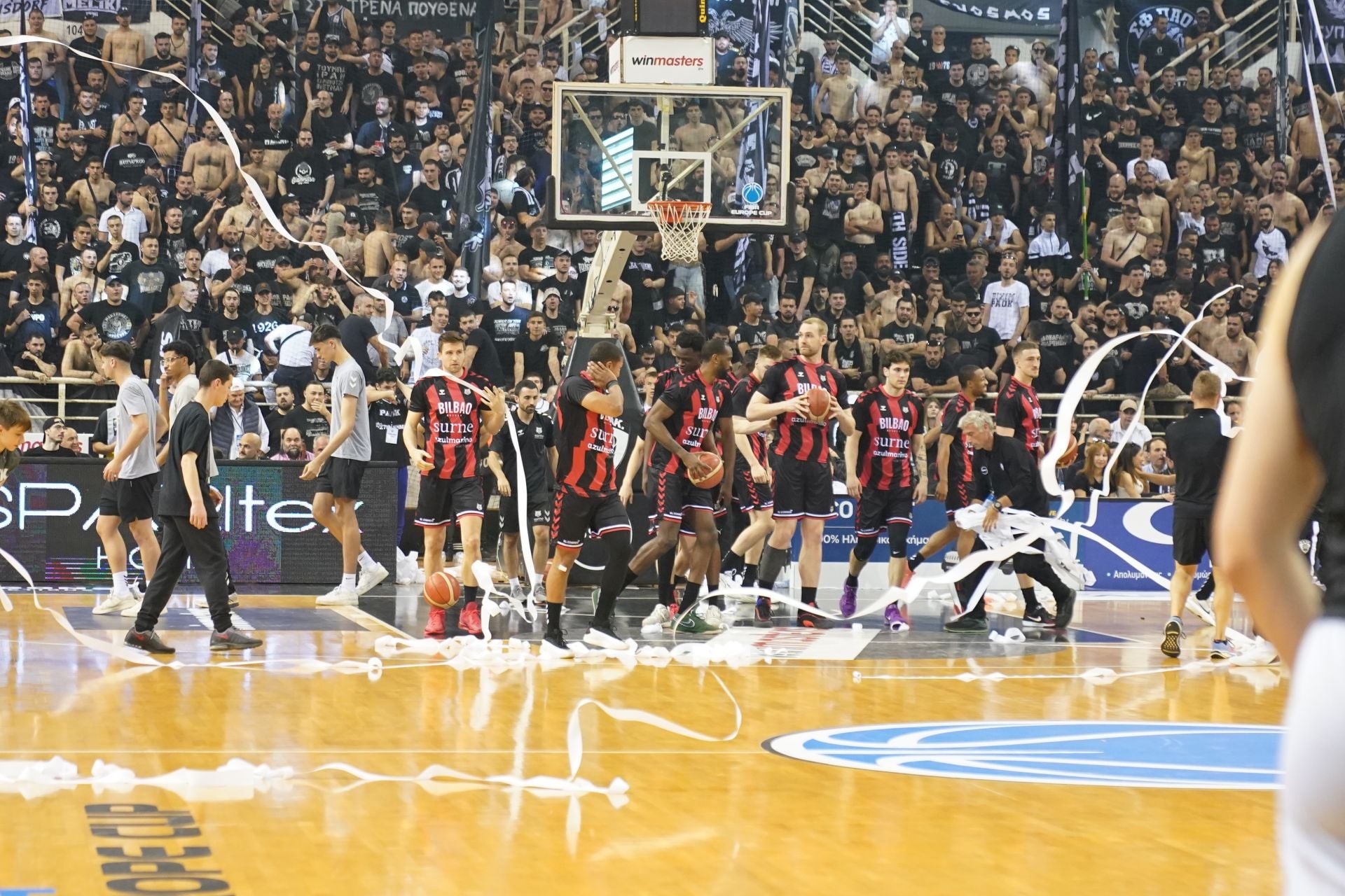 En imágenes la final de la Europe Cup, PAOK-Bilbao Basket